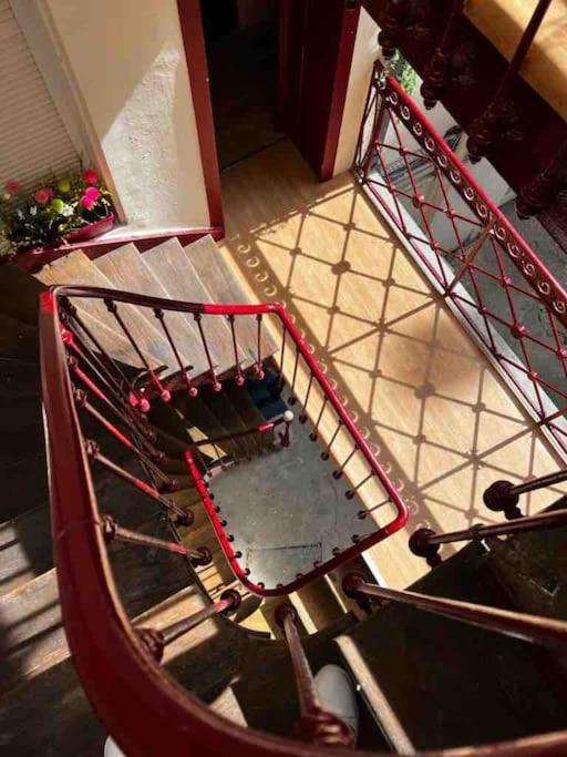 Les Pyou-Pyous Apartment Nancy Ngoại thất bức ảnh